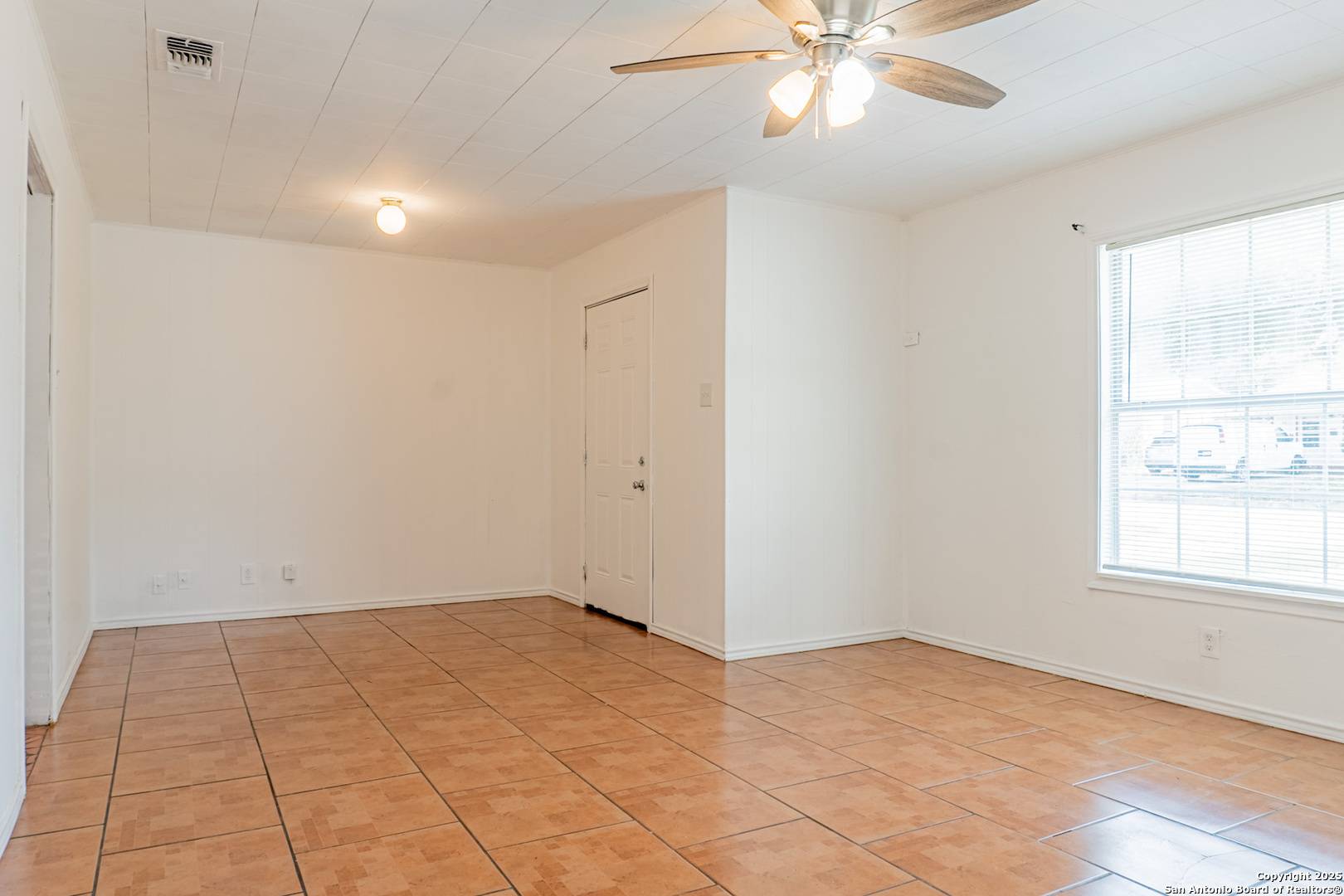 San Antonio, TX 78223,178 Howle