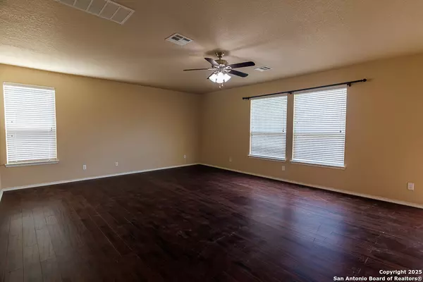 Schertz, TX 78108,708 Clearbrook Avenue