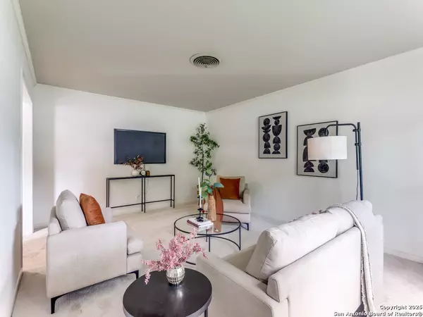 San Antonio, TX 78209,7014 Scotsdale