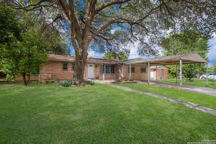 226 Covina, San Antonio, TX 78218