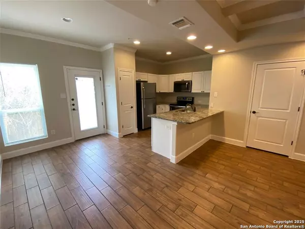 San Antonio, TX 78233,6322 Melanzane Ave UNIT 2
