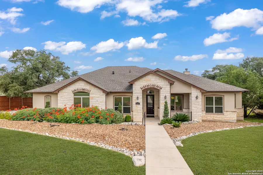 157 Paradise Hls, New Braunfels, TX 78132