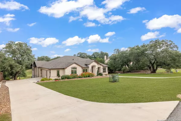 New Braunfels, TX 78132,157 Paradise Hls