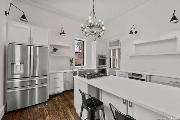 Fredericksburg, TX 78624,509 W Austin St