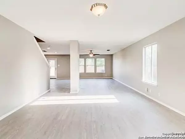 San Antonio, TX 78239,7862 Hedrick Farm