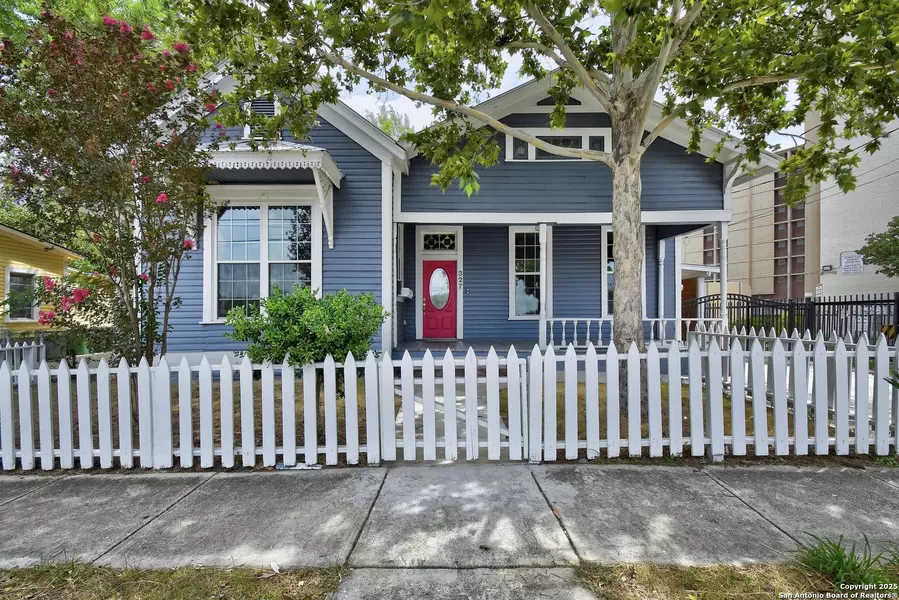 327 Barrera, San Antonio, TX 78210