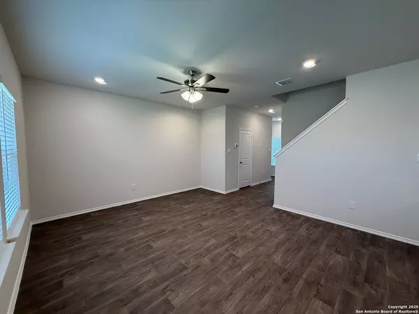 Von Ormy, TX 78073,15531 Peppercorn Isle