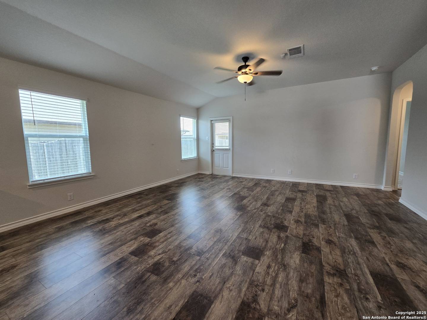 Cibolo, TX 78108,425 Sabine River