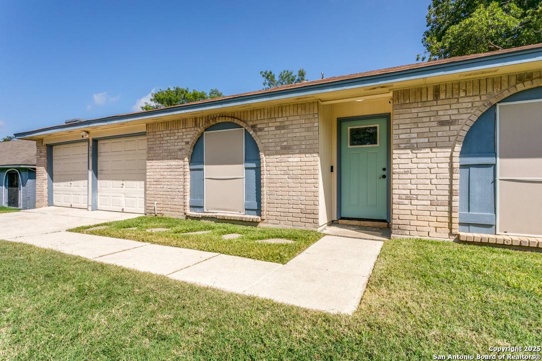 San Antonio, TX 78233,6407 Ridge Forest