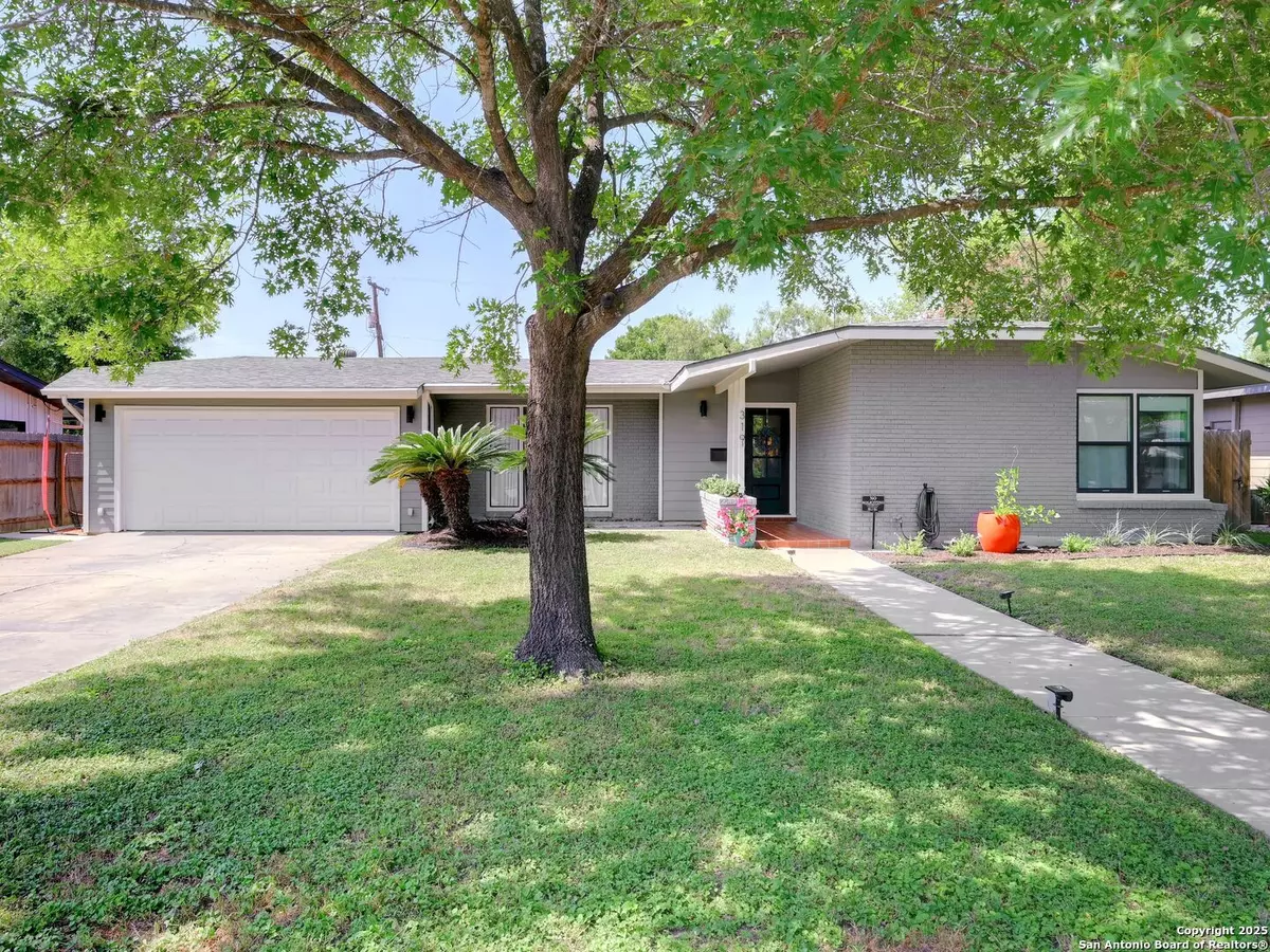 San Antonio, TX 78209-3423,319 RIDGEHAVEN PL