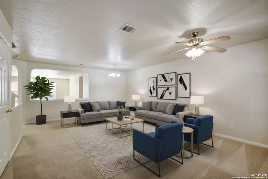 184 SPRINGTREE PKWY, Cibolo, TX 78108