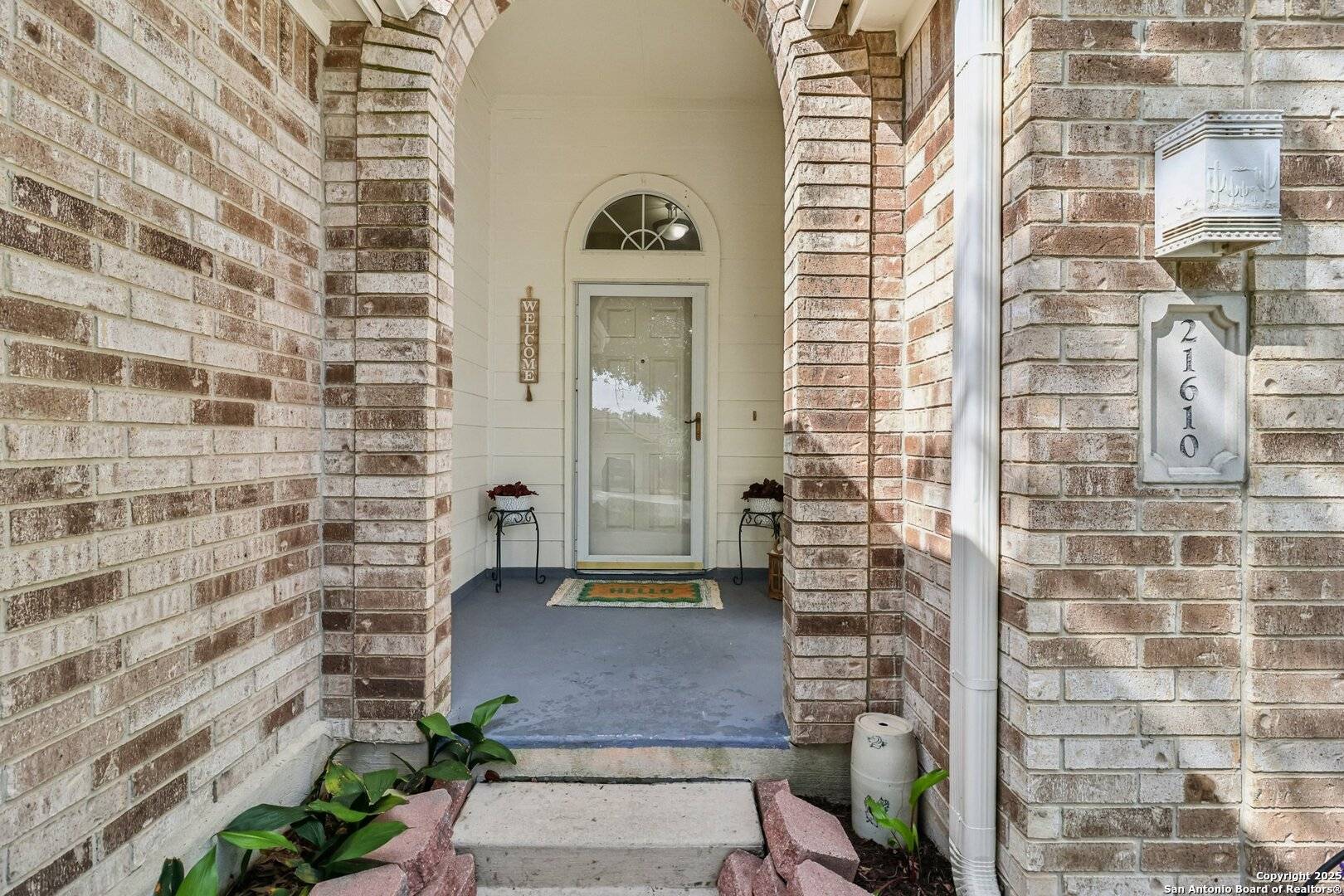 San Antonio, TX 78259,21610 Rio Comal
