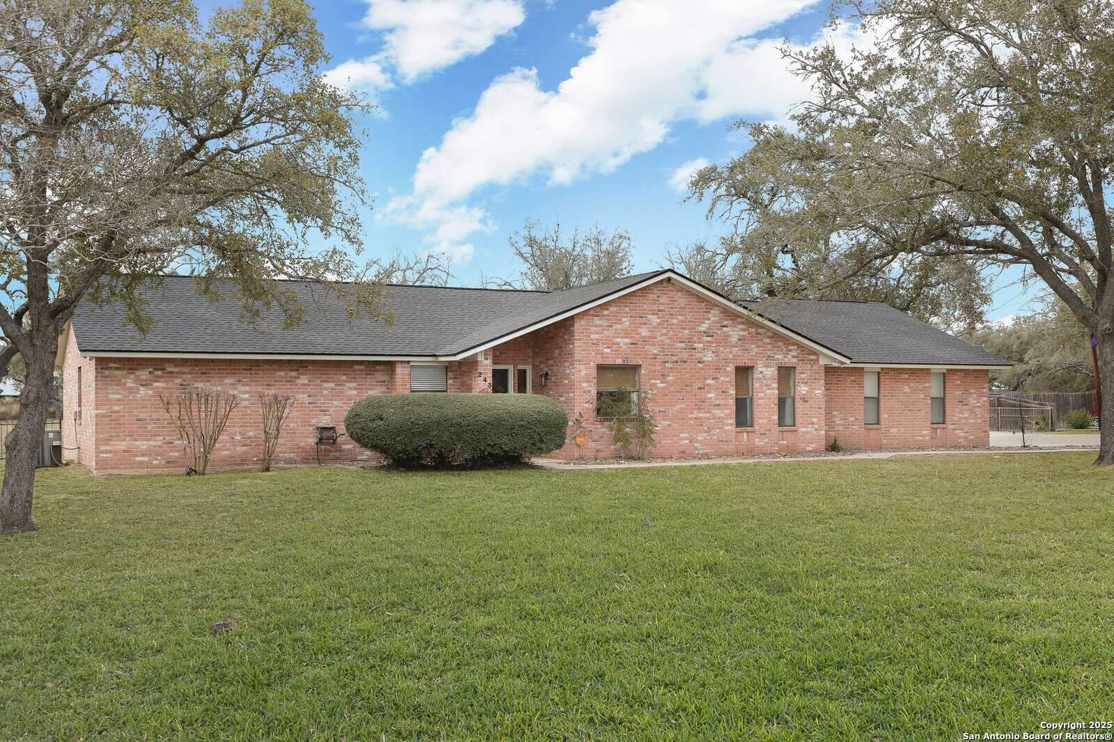 Pleasanton, TX 78064,243 Eileen
