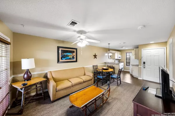 Canyon Lake, TX 78133,373 April Dr UNIT 394