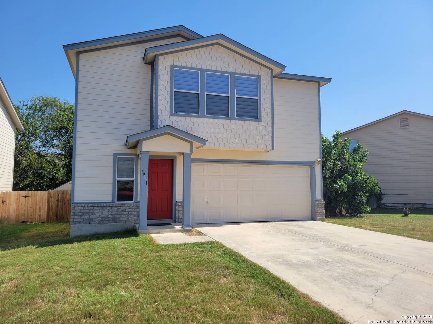 9911 Amber Ledge, San Antonio, TX 78245