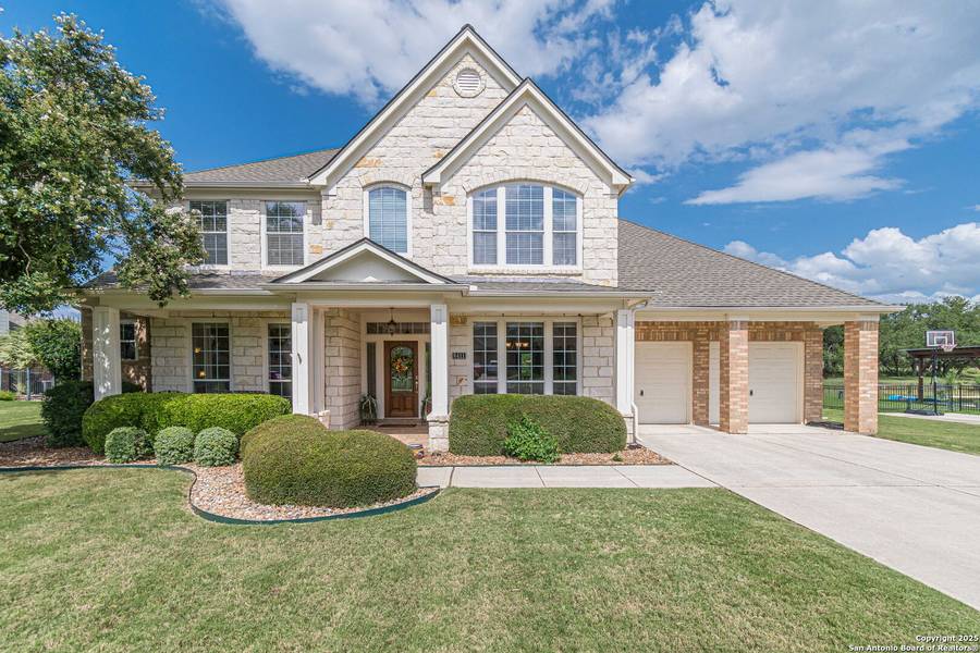 8411 Monument Oak, Boerne, TX 78015