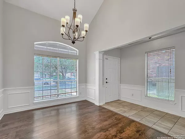 San Antonio, TX 78254,7 Lockspring