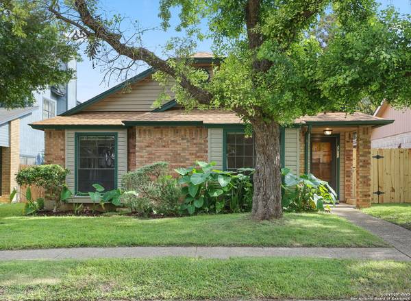 5911 Heather Vw, San Antonio, TX 78249