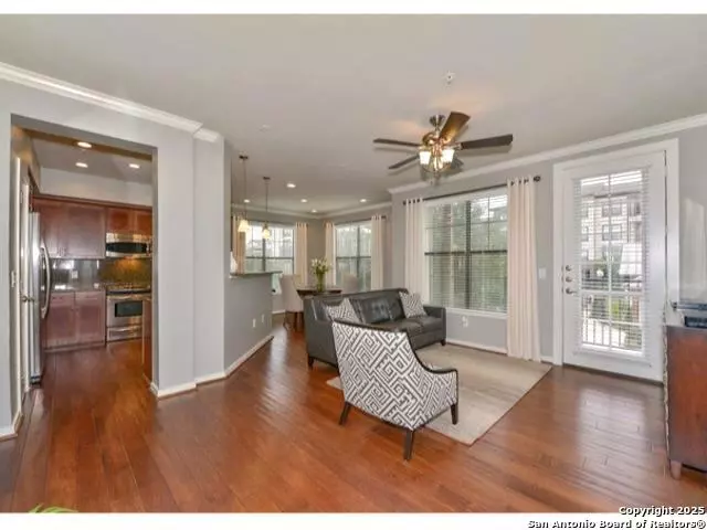 7342 Oak Manor UNIT 4209, San Antonio, TX 78229