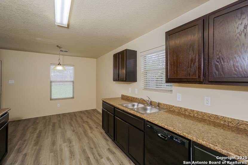 San Antonio, TX 78224,10719 Goose Way