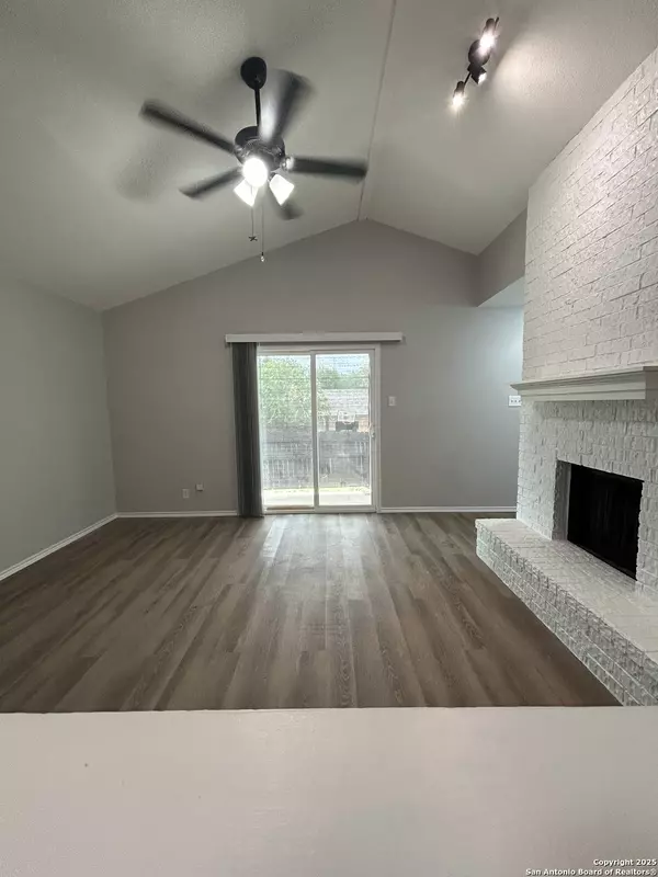 San Antonio, TX 78233,14502 Woods Hole