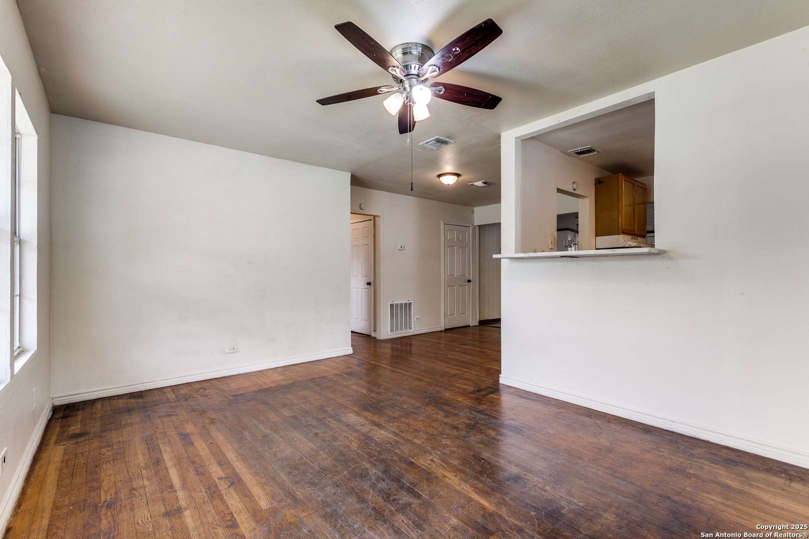 San Antonio, TX 78214,410 Dickson
