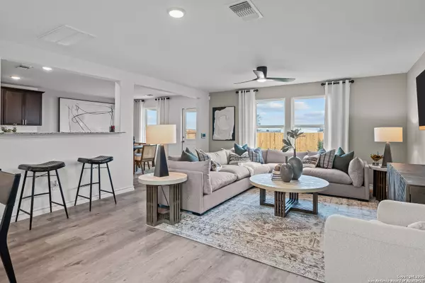 New Braunfels, TX 78130,843 Bluegrass Point