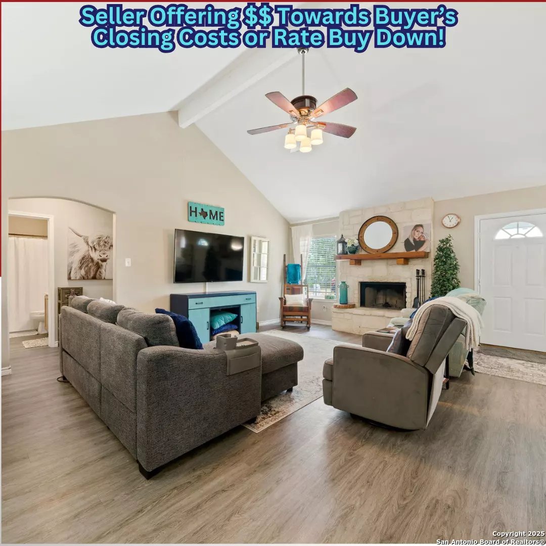 Devine, TX 78016,169 County Road 6611