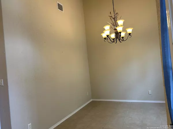San Antonio, TX 78253,6207 Palmetto