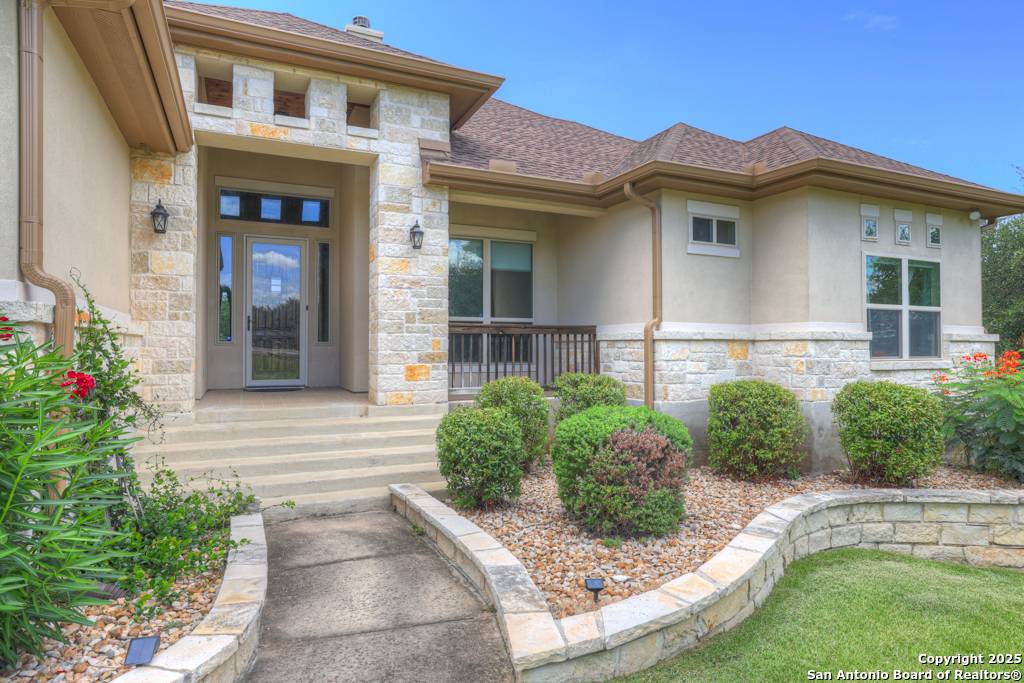 121 Waterbury, New Braunfels, TX 78132