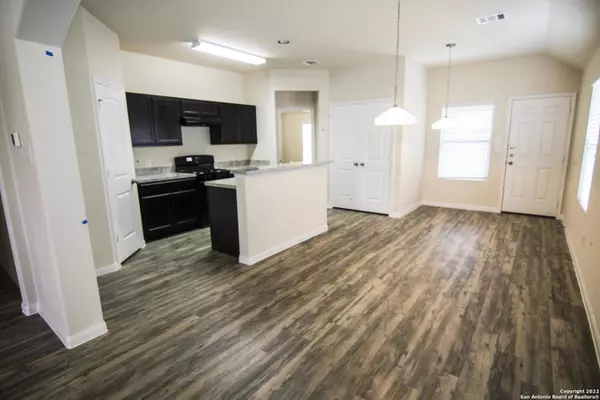 San Antonio, TX 78228,5519 Degan Way