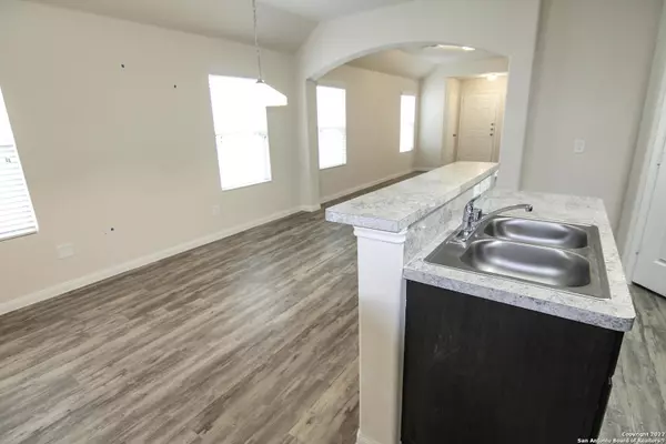 San Antonio, TX 78228,5519 Degan Way