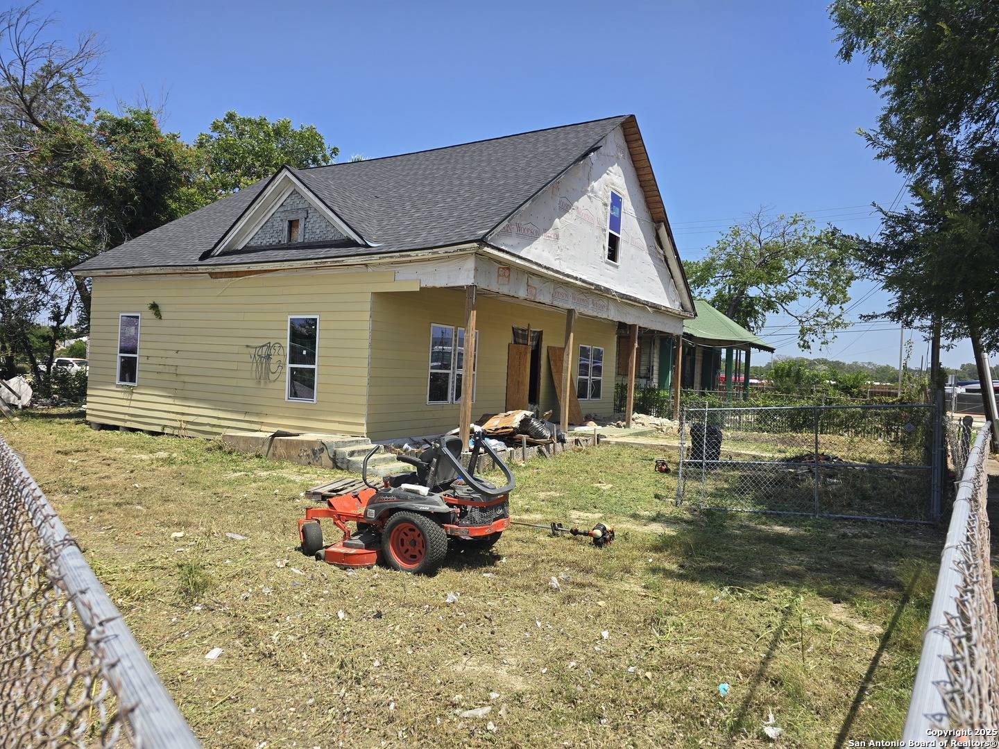 105 Duffield, San Antonio, TX 78212
