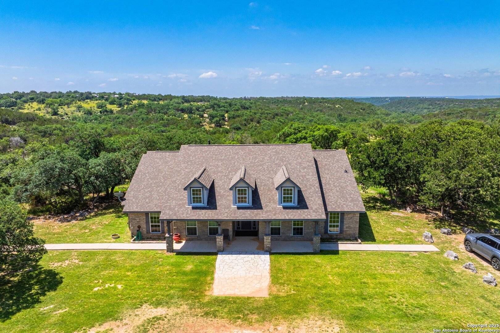 Kerrville, TX 78028,377 Green Oak Dr