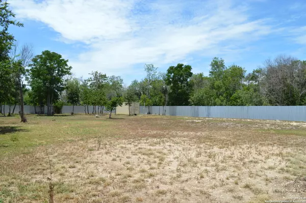 San Antonio, TX 78237,1251 SW 35th St