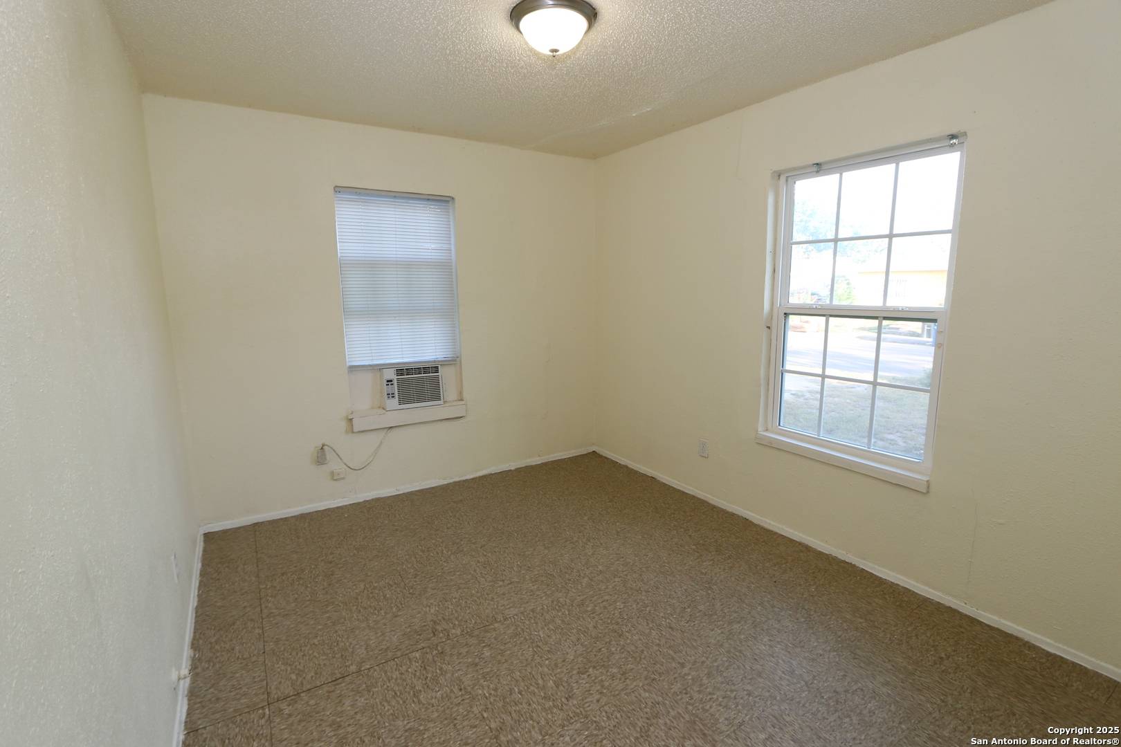 San Antonio, TX 78220,647 Ferris Ave.