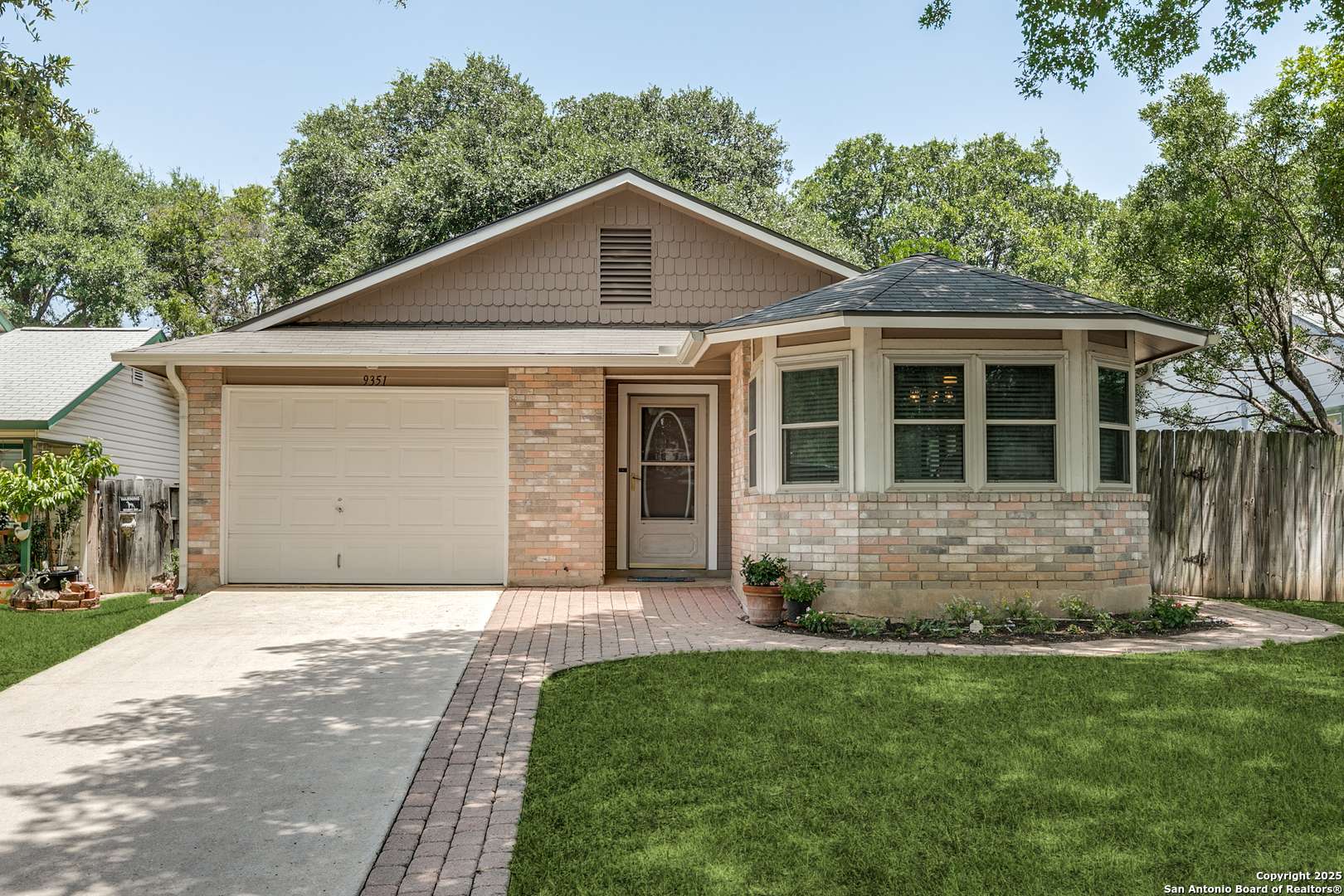 San Antonio, TX 78250,9351 Lands Point