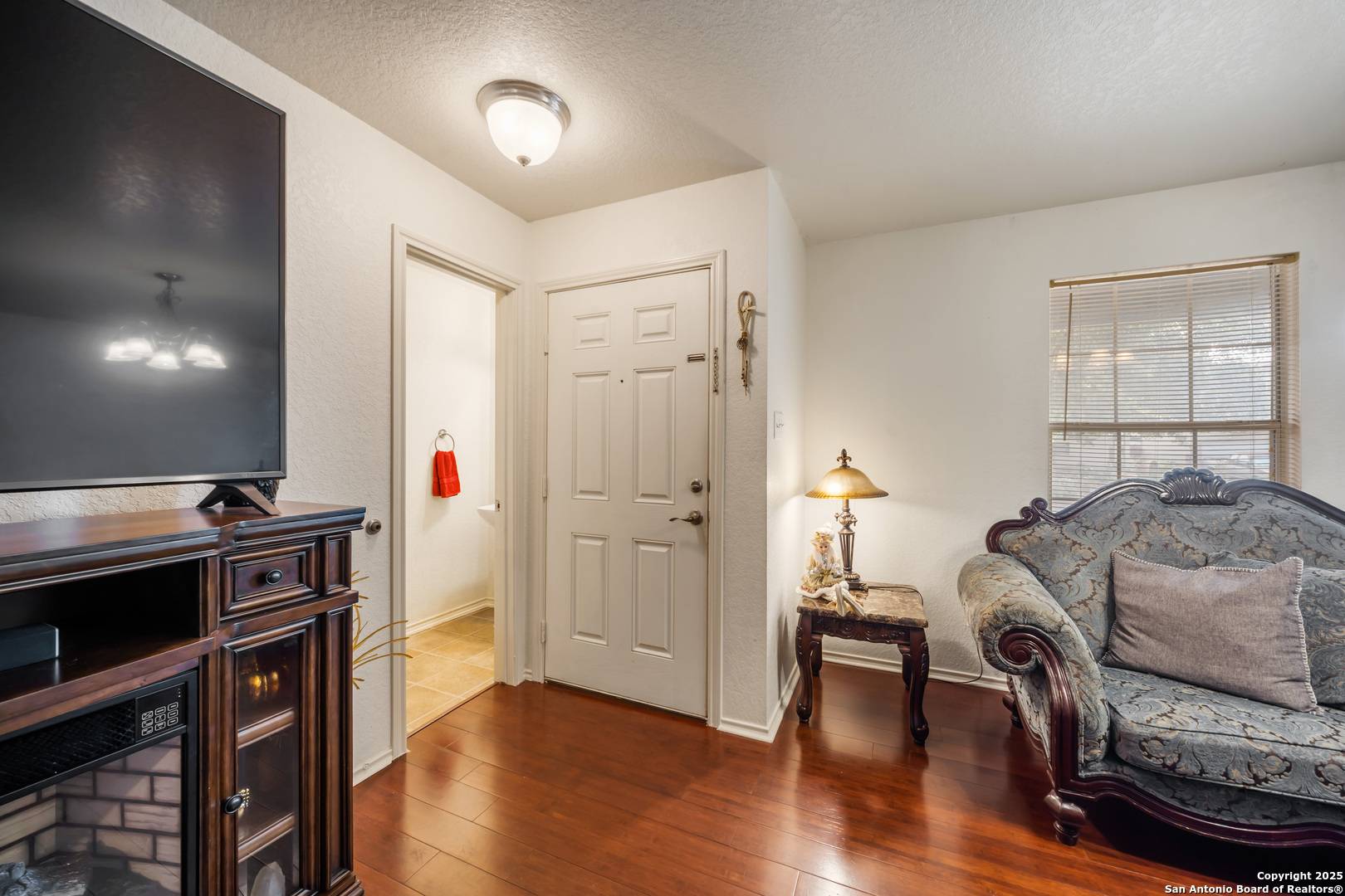 San Antonio, TX 78245,327 redbud