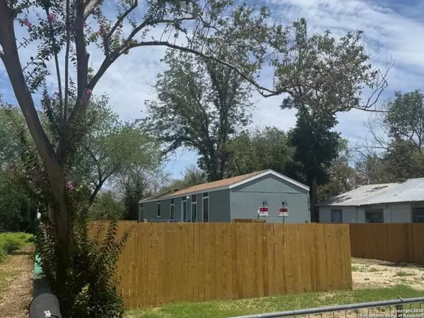 Hondo, TX 78861,1510 12th
