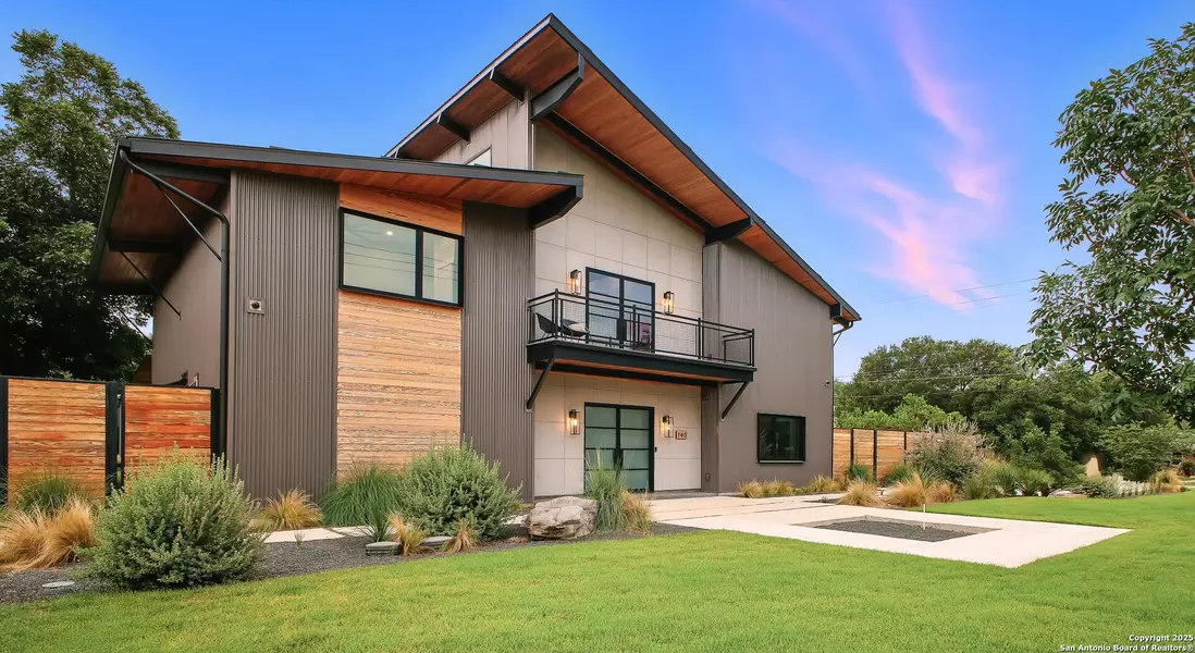 140 Winston, San Antonio, TX 78213