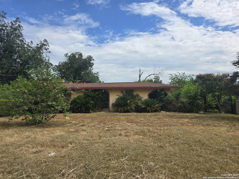 3371 Woodlawn, San Antonio, TX 78228