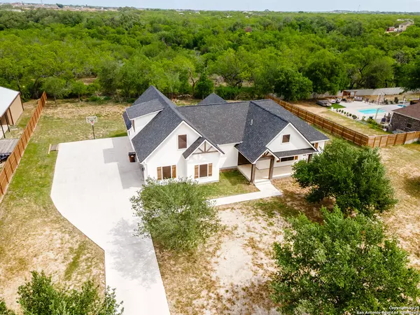 Lytle, TX 78052,177 Short Meadow Dr