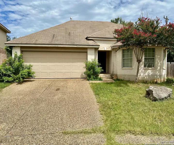 14239 Red Maple Wood, San Antonio, TX 78249