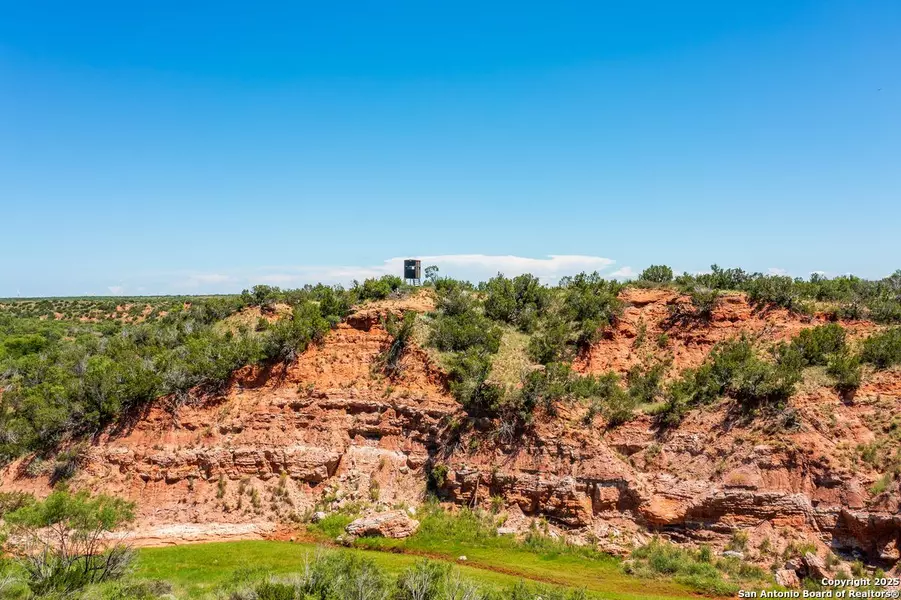 17898 County Road 1105, Rotan, TX 79546