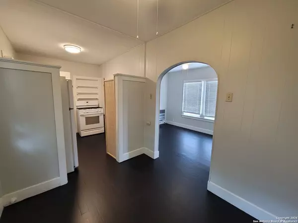 San Antonio, TX 78212,703 French UNIT 5