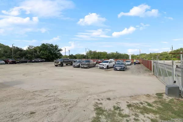 Schertz, TX 78154,100 Pecan
