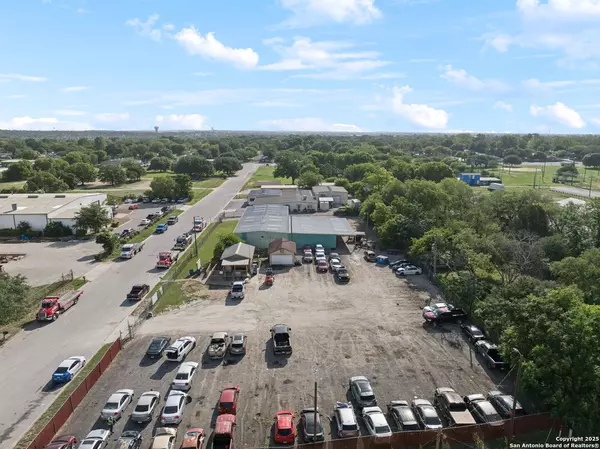 Schertz, TX 78154,100 Pecan