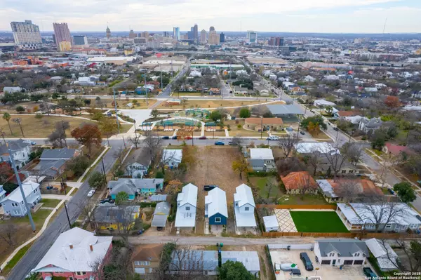 San Antonio, TX 78202,0 Olive