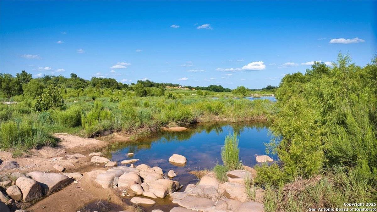 Llano, TX 76831,19811 Ranch Road 152