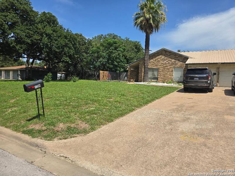 2206 MURRAY, Rockdale, TX 76567